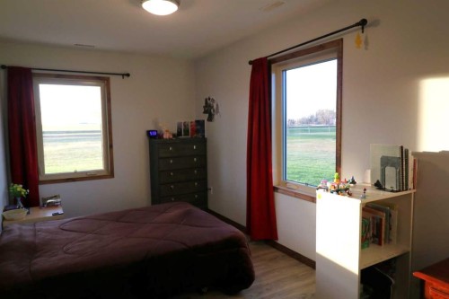 93039 Range Road 164, Taber, AB - Indoor Photo Showing Bedroom