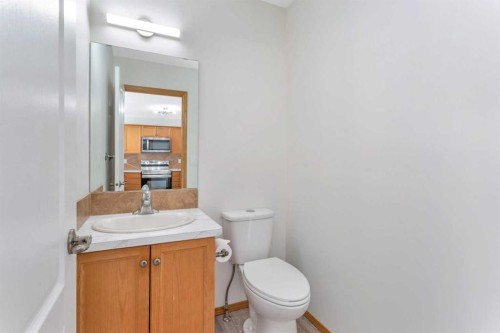 3 Lark Close, Sylvan Lake, AB - Indoor Photo Showing Bathroom