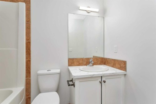 3 Lark Close, Sylvan Lake, AB - Indoor Photo Showing Bathroom