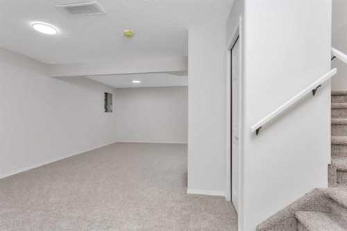 3 Lark Close, Sylvan Lake, AB - Indoor