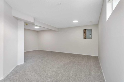 3 Lark Close, Sylvan Lake, AB - Indoor