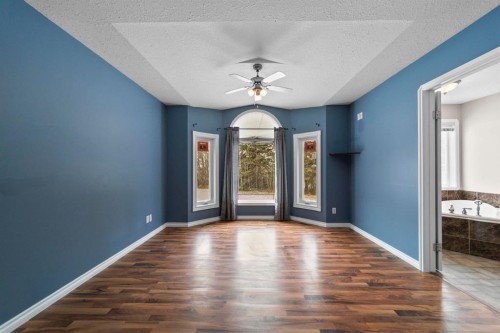 49021 Range Road 203, Rural Camrose County, AB - Indoor Photo Showing Other Room