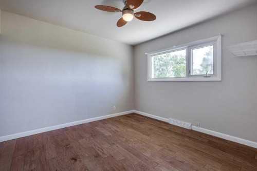 36258 Range Road 275, Rural Red Deer County, AB - Indoor Photo Showing Other Room