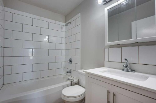 36258 Range Road 275, Rural Red Deer County, AB - Indoor Photo Showing Bathroom