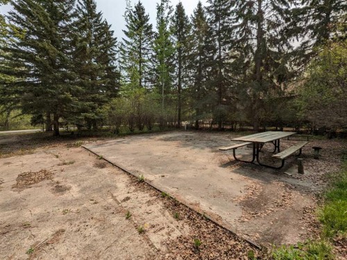 5 Hummingbird Lane, Half Moon Bay, AB 