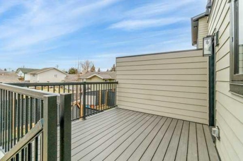 1-4413 48 Avenue, Sylvan Lake, AB - Outdoor With Exterior