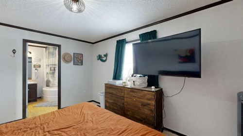 105 5 Avenue, Gadsby, AB - Indoor