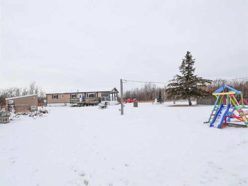 105 5 Avenue, Gadsby, AB - Outdoor