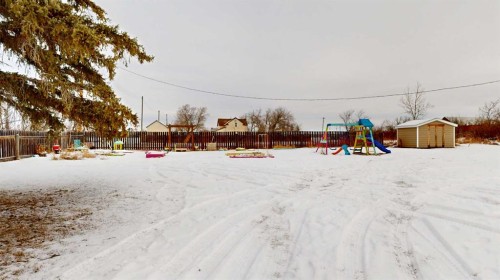 105 5 Avenue, Gadsby, AB - Outdoor