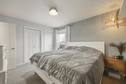 10 Halsall Street, Sylvan Lake, AB - Indoor Photo Showing Bedroom
