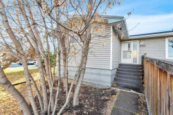 5702 West Park Crescent  Red Deer, AB T4N 1E5