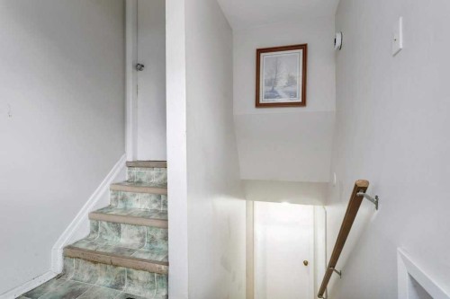 5702 West Park Crescent, Red Deer, AB - Indoor Photo Showing Other Room