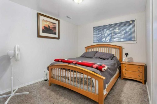 5702 West Park Crescent, Red Deer, AB - Indoor Photo Showing Bedroom