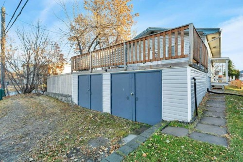 5702 West Park Crescent, Red Deer, AB - Outdoor