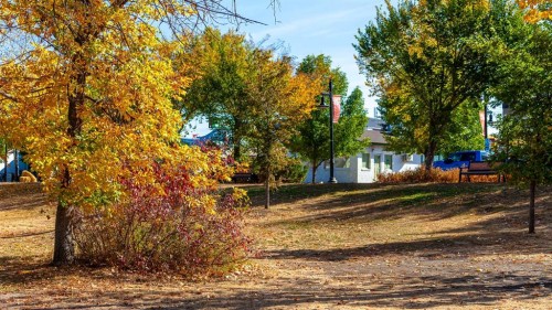 3-11 Gray, Sylvan Lake, AB - Outdoor