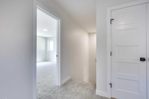 117 Crestview Boulevard, Sylvan Lake, AB - Indoor Photo Showing Other Room