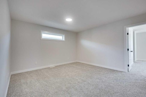 117 Crestview Boulevard, Sylvan Lake, AB - Indoor Photo Showing Other Room