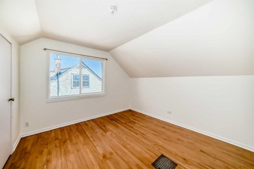 168 Tamarac Boulevard, Springbrook, AB - Indoor Photo Showing Other Room