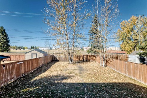 168 Tamarac Boulevard, Springbrook, AB - Outdoor