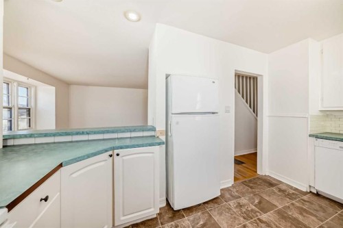 168 Tamarac Boulevard, Springbrook, AB - Indoor