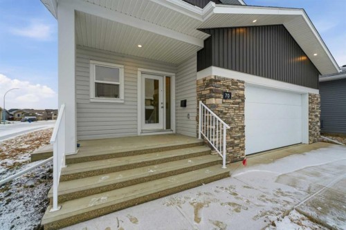 70 Palmer Circle, Blackfalds, AB - Outdoor