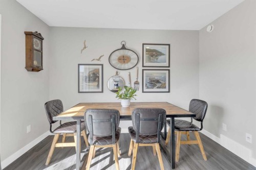 4146 Ryders Ridge Boulevard, Sylvan Lake, AB - Indoor Photo Showing Dining Room