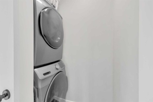 4146 Ryders Ridge Boulevard, Sylvan Lake, AB - Indoor Photo Showing Laundry Room