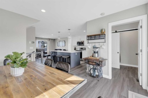 4146 Ryders Ridge Boulevard, Sylvan Lake, AB - Indoor Photo Showing Dining Room