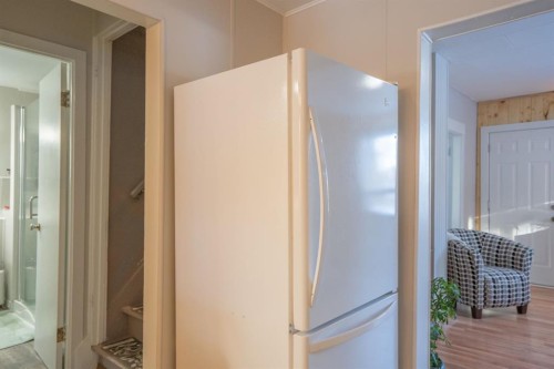 5010 53Rd Avenue, Bashaw, AB - Indoor