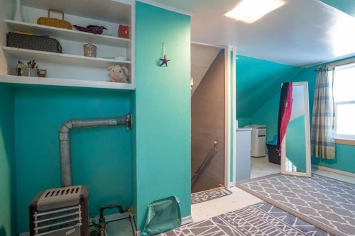 5010 53Rd Avenue, Bashaw, AB - Indoor