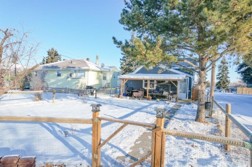 5010 53Rd Avenue, Bashaw, AB - Outdoor With Deck Patio Veranda