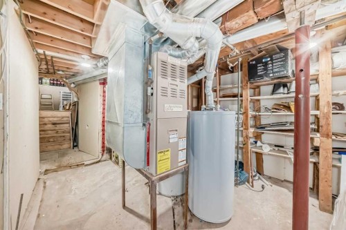 2035 20Th Avenue, Bowden, AB - Indoor Photo Showing Basement