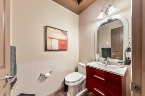 40 Cougar Ridge Heights Sw, Calgary, AB - Indoor Photo Showing Bathroom