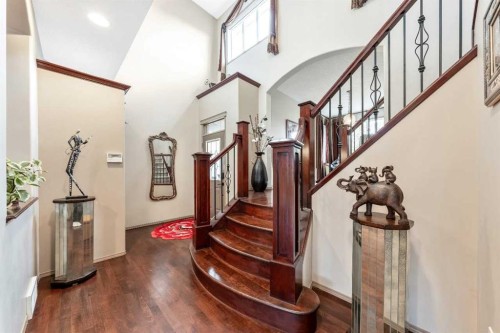 40 Cougar Ridge Heights Sw, Calgary, AB - Indoor Photo Showing Other Room