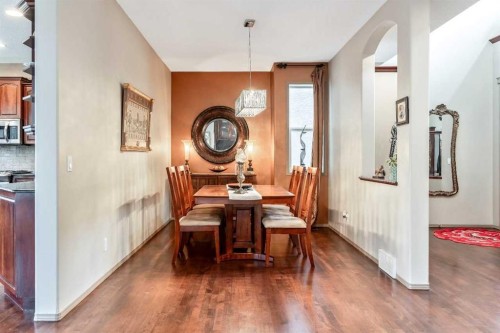 40 Cougar Ridge Heights Sw, Calgary, AB - Indoor Photo Showing Dining Room