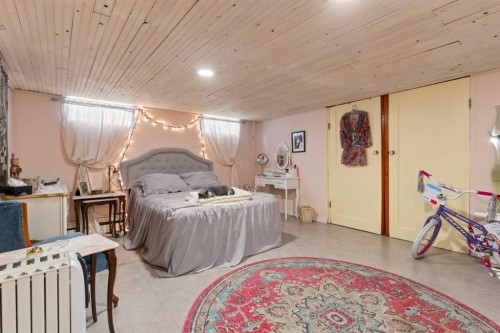 4714 48 Street, Camrose, AB - Indoor Photo Showing Bedroom