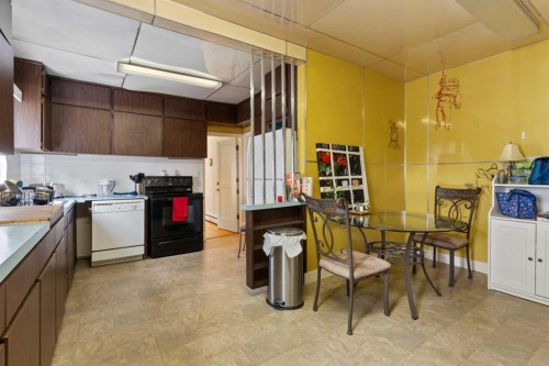 4714 48 Street, Camrose, AB - Indoor Photo Showing Other Room