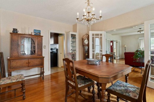 4714 48 Street, Camrose, AB - Indoor Photo Showing Dining Room