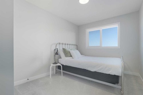 30 Palmer Circle, Blackfalds, AB - Indoor Photo Showing Bedroom