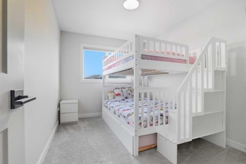 30 Palmer Circle, Blackfalds, AB - Indoor Photo Showing Bedroom