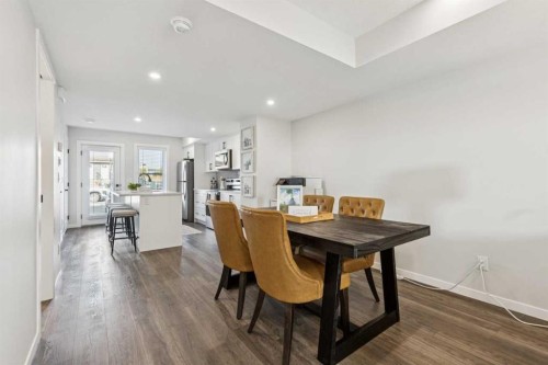 107-135 Mahogany Parade Se, Calgary, AB - Indoor Photo Showing Dining Room