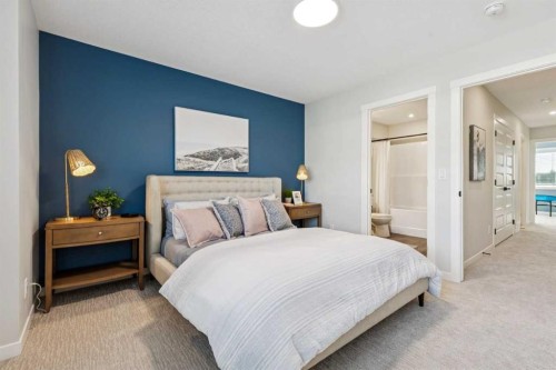 107-135 Mahogany Parade Se, Calgary, AB - Indoor Photo Showing Bedroom