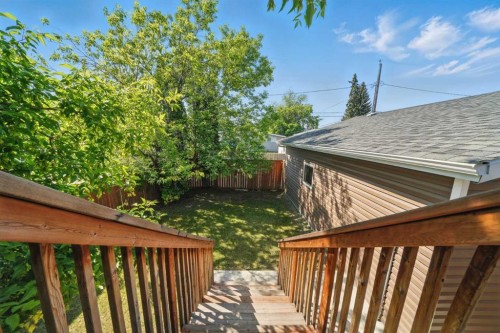 3717 45 Street, Red Deer, AB - Outdoor