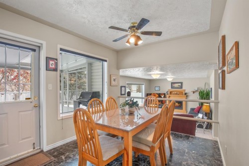 5 Atlee Close, Red Deer, AB - Indoor Photo Showing Dining Room