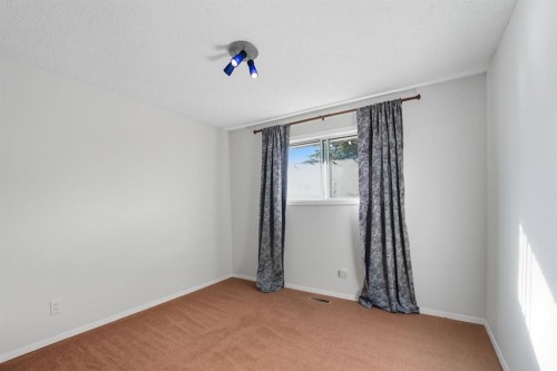 56 Marion Crescent, Red Deer, AB - Indoor Photo Showing Other Room