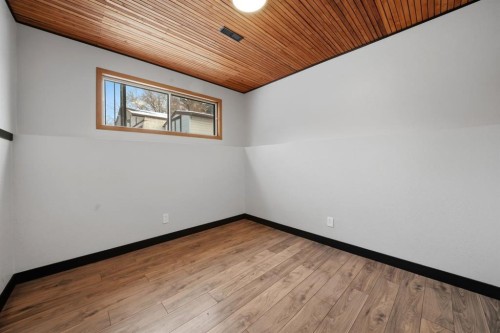 56 Marion Crescent, Red Deer, AB - Indoor Photo Showing Other Room