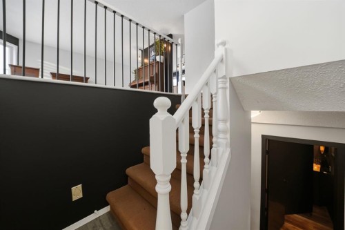 56 Marion Crescent, Red Deer, AB - Indoor Photo Showing Other Room