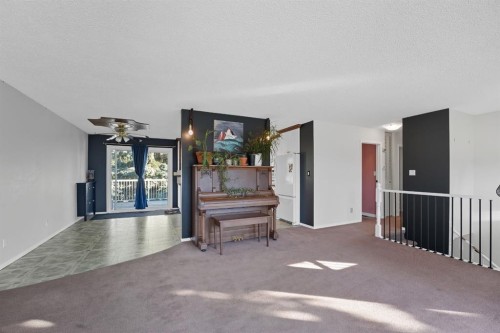 56 Marion Crescent, Red Deer, AB - Indoor Photo Showing Other Room