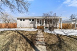 5620 Marler Drive Camrose, AB T4V 2T7