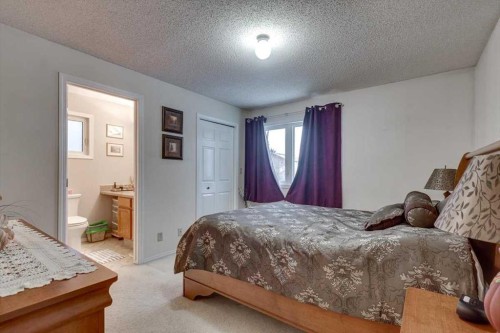 57 Mcdougall Crescent, Red Deer, AB - Indoor Photo Showing Bedroom